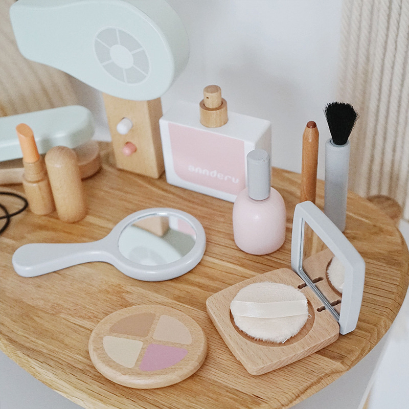 New Children Wooden Simulation - Beauty Makeup Set For Kids 评论和价格